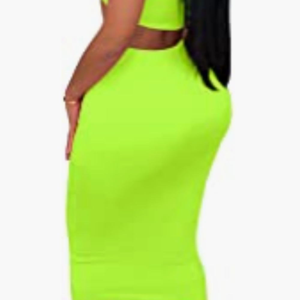 Beautiful 2pc set - Picture 2 of 5